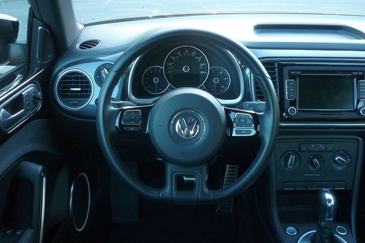 Beetle steering wheel.jpg